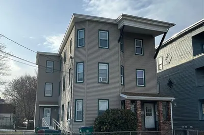 197-199 Powell St