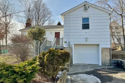 22 View Street 1