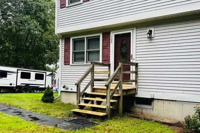 102 Scadding St #102