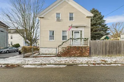 187 Cedar St 1