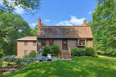 245 Albee Road 1