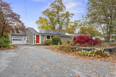 10 Fuller Road 1
