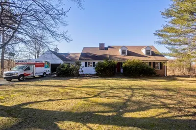 121 Cold Hill Rd 1