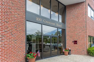 100 Crescent Road #1B 1