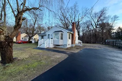 22 Simpson Cir