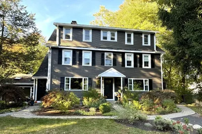 203 Aldrich Road 1