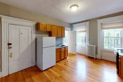 35 Dwight St #2