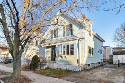 302 Maple Street