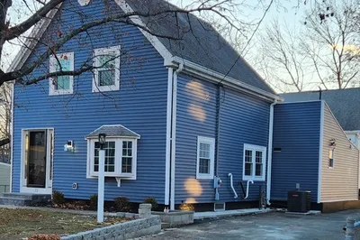 22 Emmet St 1