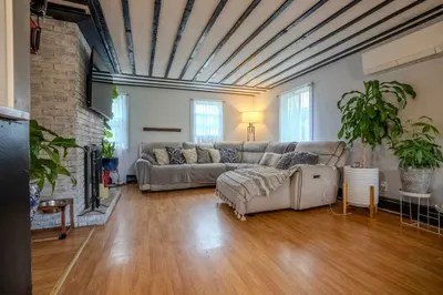 584 Dennison Dr 1