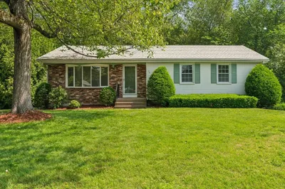 76 Redwood Dr 1