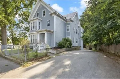 31 Lyman St 1