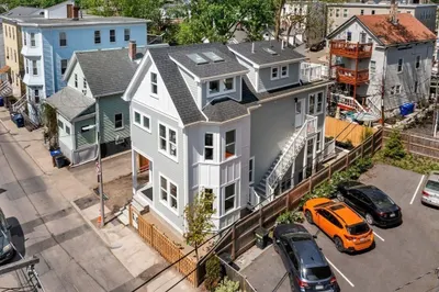 14 Porter St #14