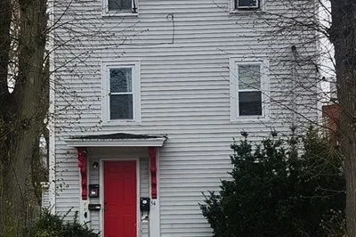 54 Portland St 1