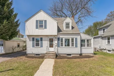 10 Williams St 1