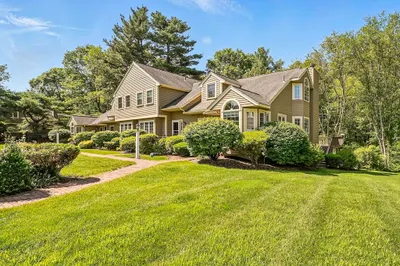 8 Birchwood Lane #8
