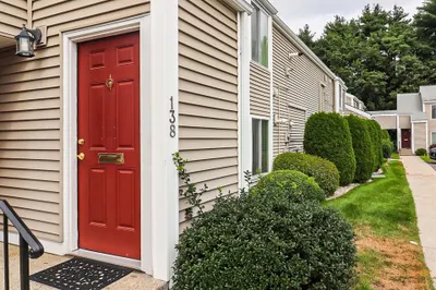 138 Nassau Dr #138