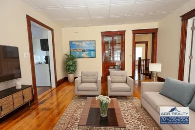 18 Pacific St #4 1