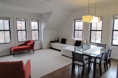 11 Saint George St #15A 1