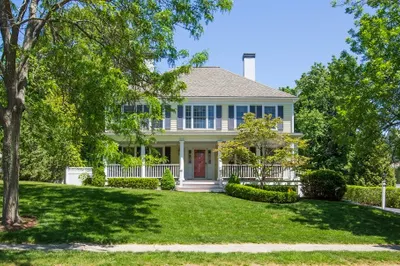 5 Charles Everett Way 1