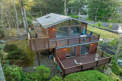 150 Hesperus Ave 1
