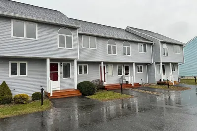 2743 Cranberry Highway #2C 1