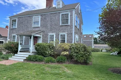 300 Shore St 1