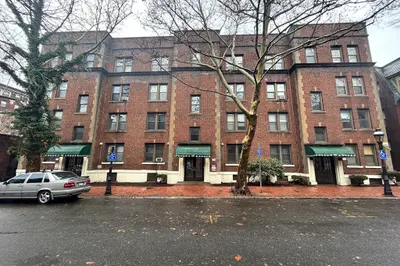 18 Mattoon St #6