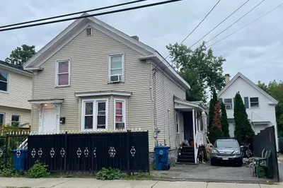 184 Park St 1