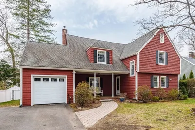 236 Burbank Rd 1