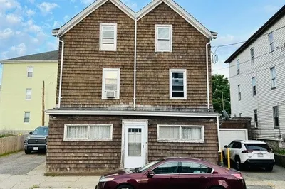 77 Fulton St