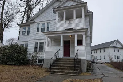 95 Longfellow Rd #1
