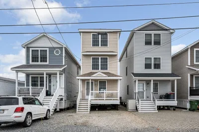 19 Liberty St 1