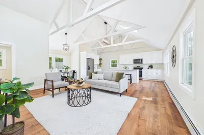 22 Randall Rd 1
