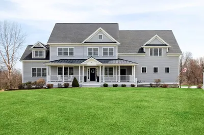 11 Summit Pointe Dr 1
