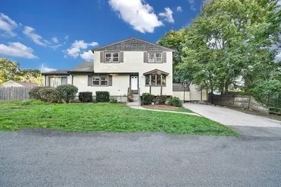 28 Porter St