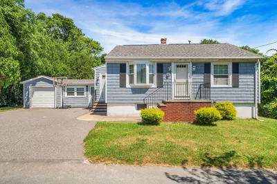 12 Velvet Ave 1