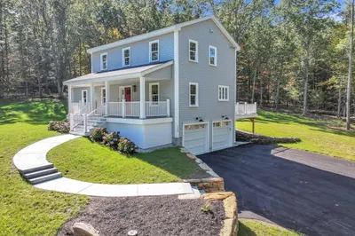 128 Old Southbridge Rd 1