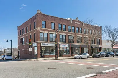 648 Washington St #22