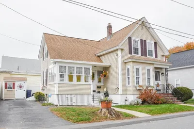 12 Upland St 1