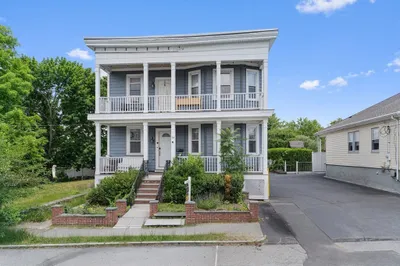 14 Columbia Rd 1