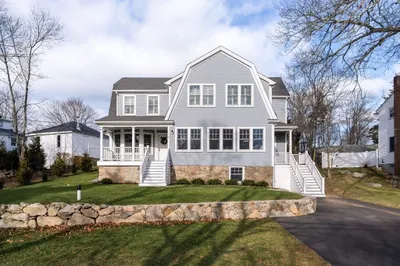 12 Lamberts Ln 1