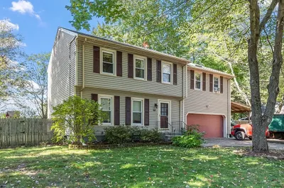 62 Standish Rd 1