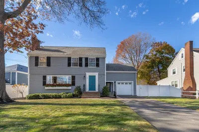 12 Sharon Rd 1