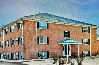 18 Leonard Rd #18
