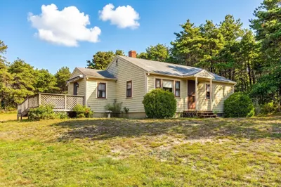 32 Highland Road 1