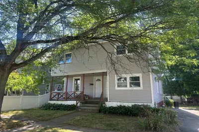 120-122 Sycamore St