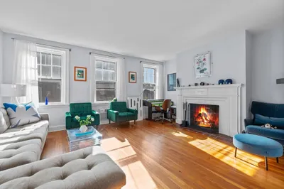 325 Tappan Street #4