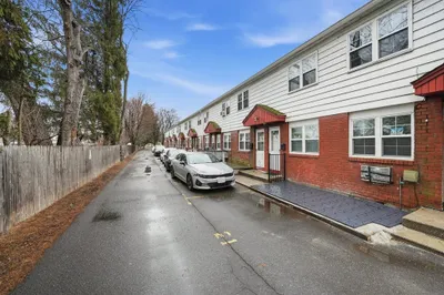 269 Chicopee St #17