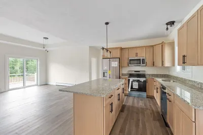 315 Athol Rd 1